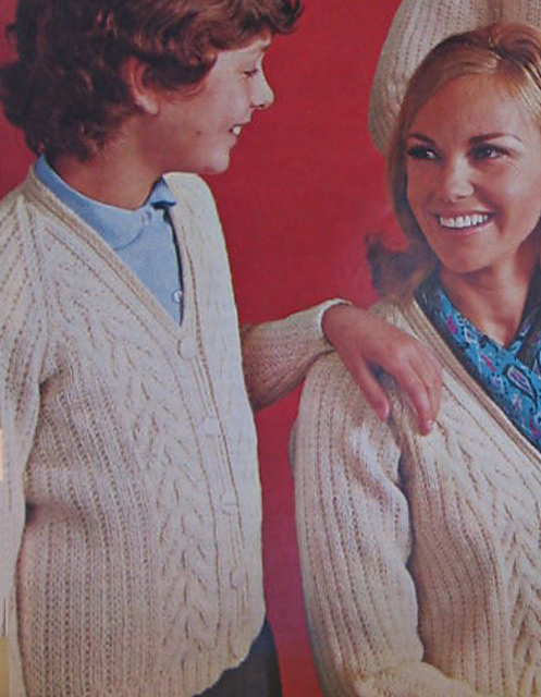 Family Cardigans in DK