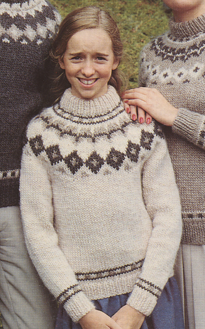 Circle Yoke Sweater for Teenager
