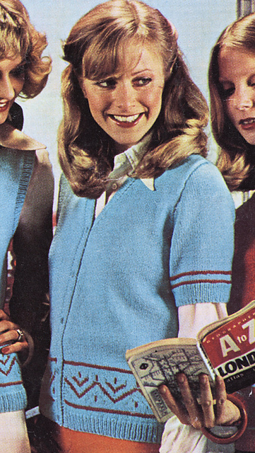 Lady's Cardigan with Short Sleeves
