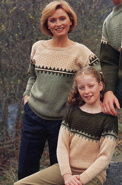Double Knitting Round Neck Sweater