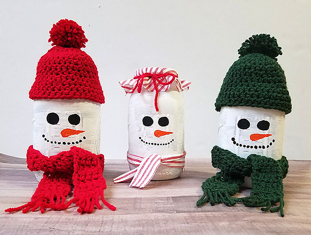 Mason Jar Snowman Luminary