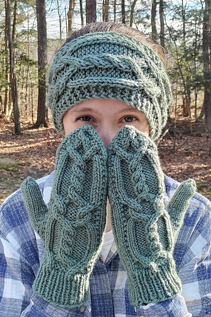Cable Tango Mittens & Headband