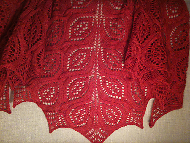 Hot and twisted shawl