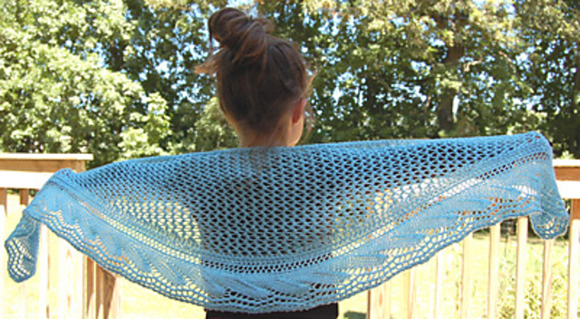 Gentle Waves Shawlette