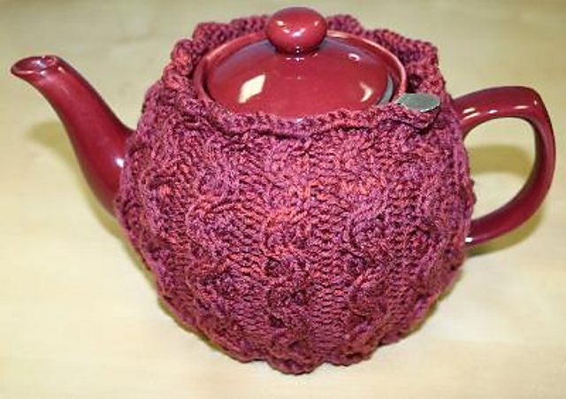 Berry Cables Tea Cozy