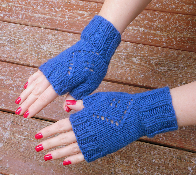 Diamond Angle Mitts