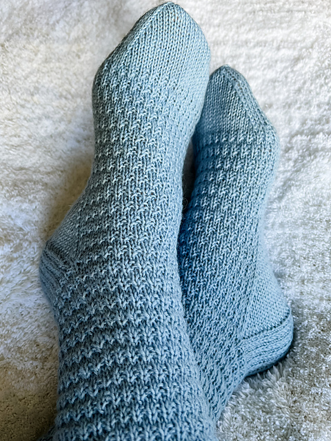 Atlantic Waves Socks