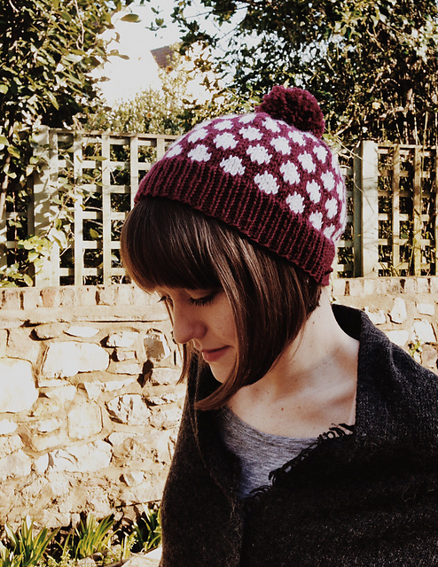 Polka Face Bobble Hat
