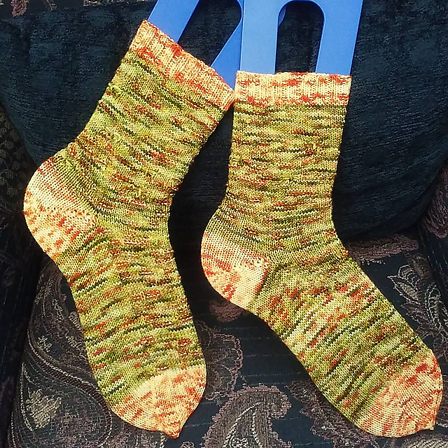 Up in the Bee Garden Socks