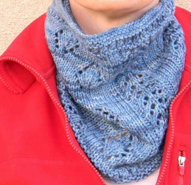 Bea's Options Cowl