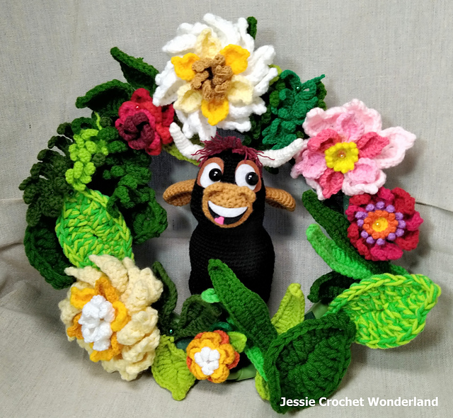 Christmas Garden Wreath