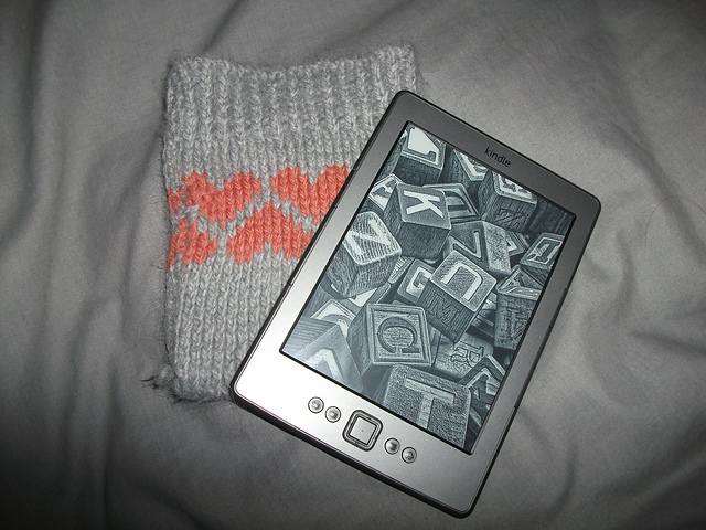 Ravelry: Fairisle Knitted Kindle Cover pattern by jessie marie