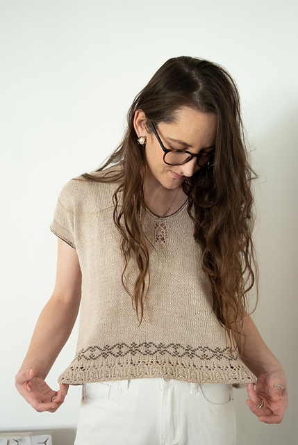 Sand tee