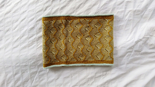 Quartzite Cowl