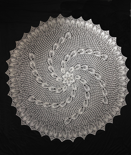 tablecloth leaves swirl