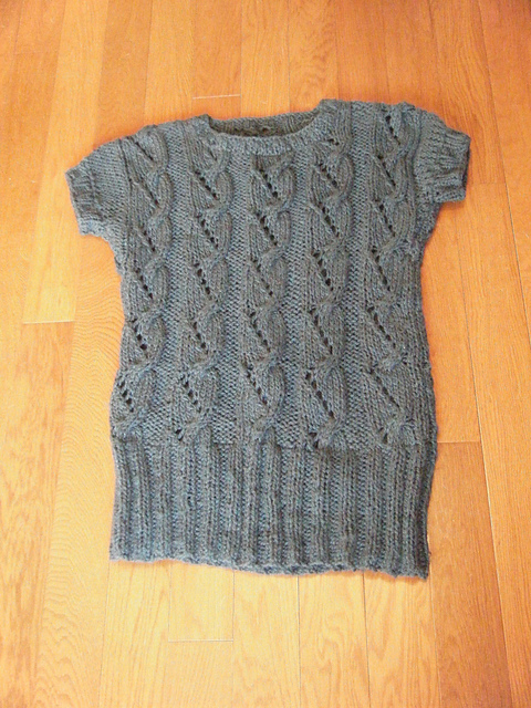 1404 Gedifra Cabled Tunic