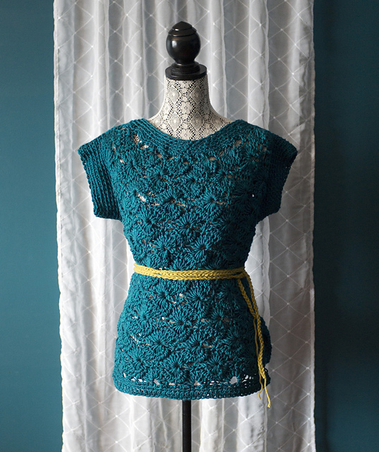 Ravelry: Alice's Shift Dress or Top pattern by kraftling