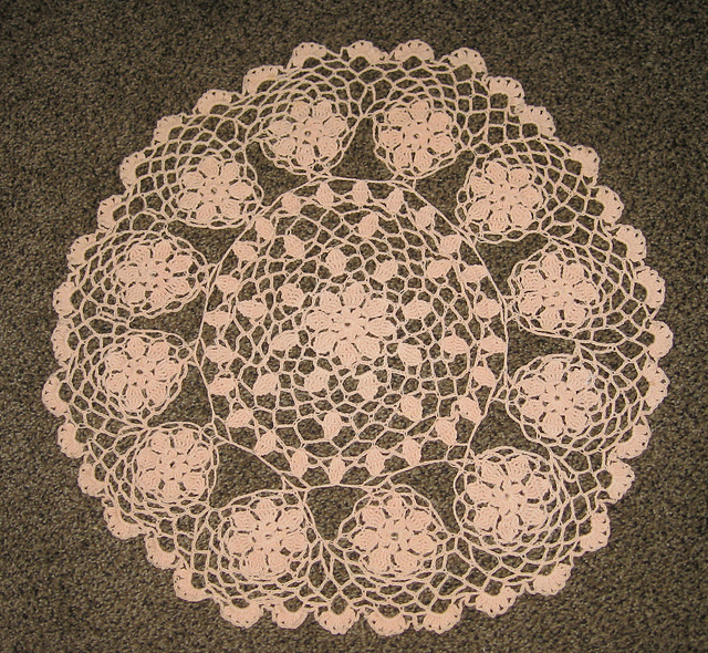 Floral Doily Set