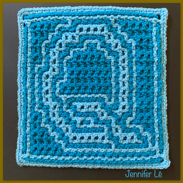 Monogrammed Q 20