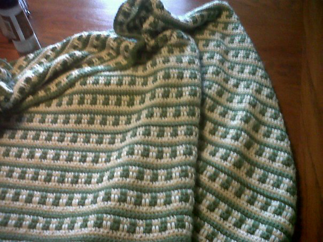 Interlocked Keys Afghan