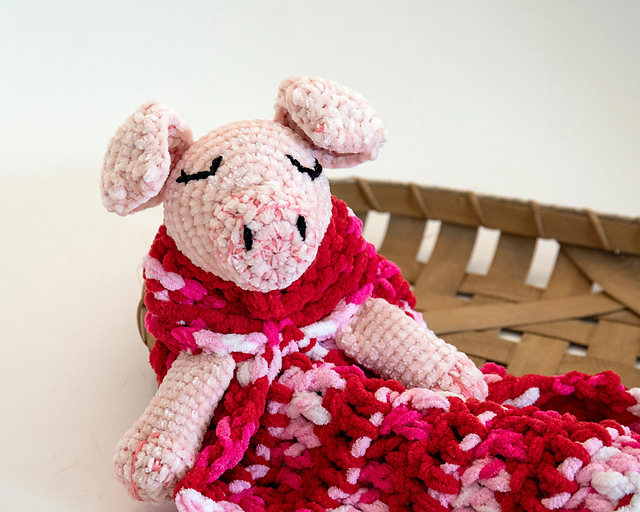 Pinky Pig Lovey