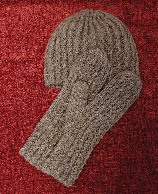 Woodard Bay Hat and Mittens