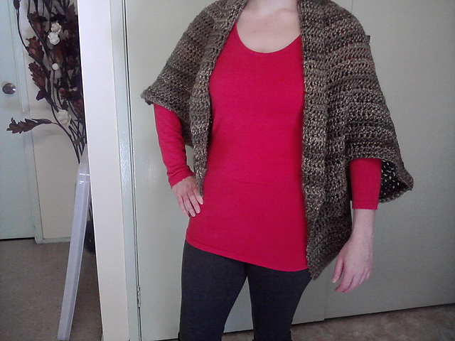 Cardellino Shrug