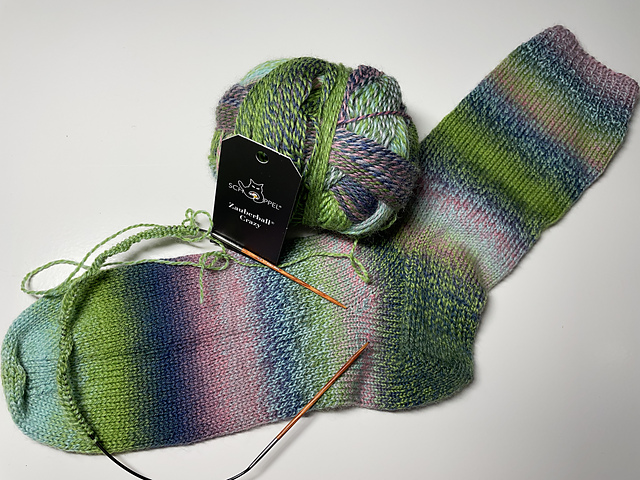 Two Needle Vanilla Socks