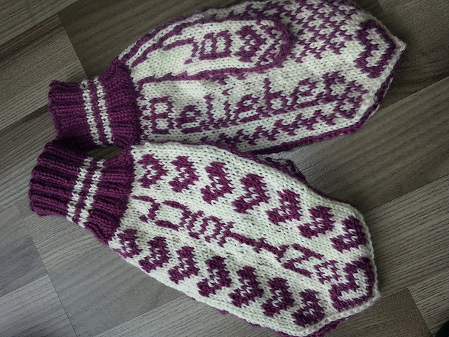 Justin Bieber Belieber mittens