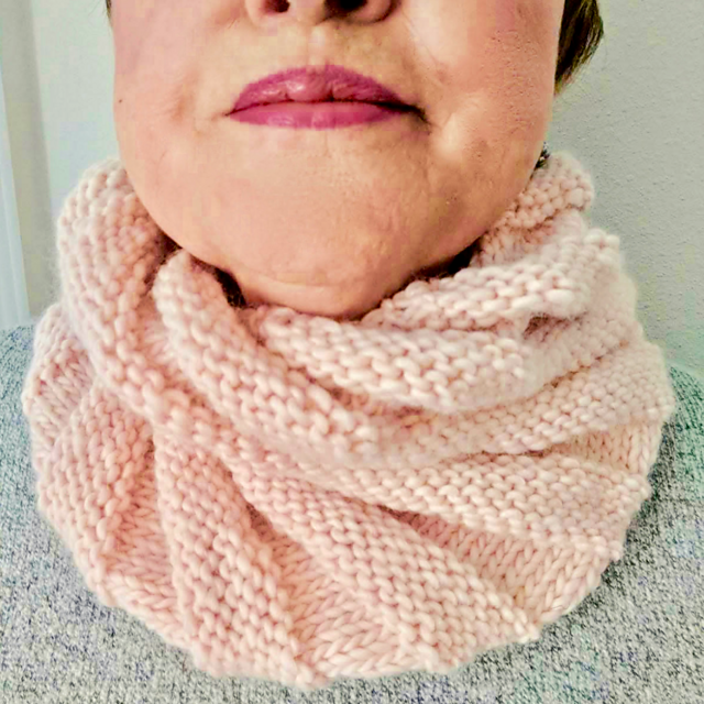 Swirly Cowl Scarf