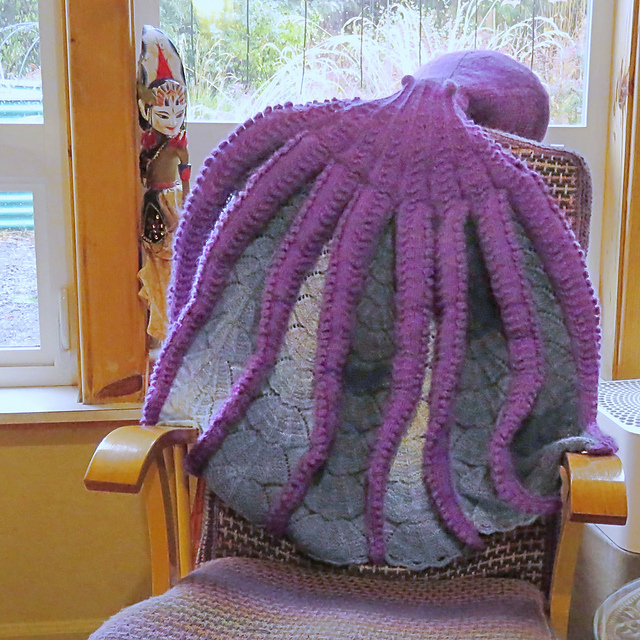 Octopus Pillow Throw