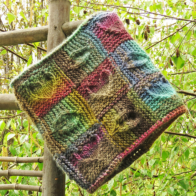 Garden Lovers Cowl