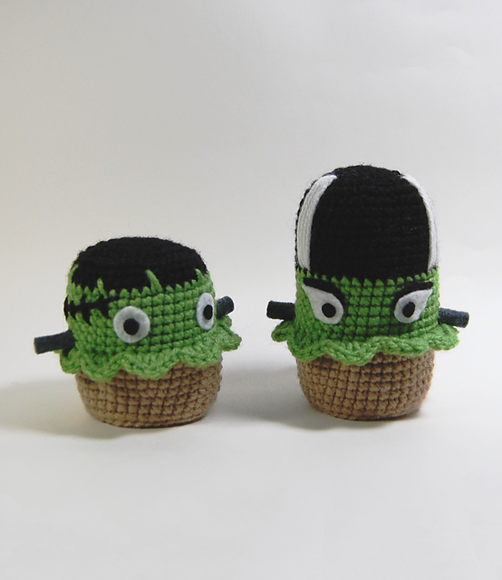 Frank n Bride Cupcakes