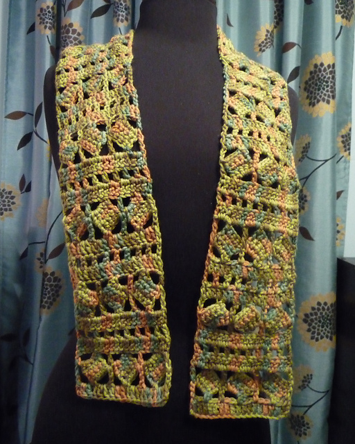 Rows of Diamonds Scarf