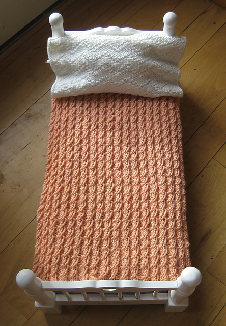 Reversible AG Doll Blanket