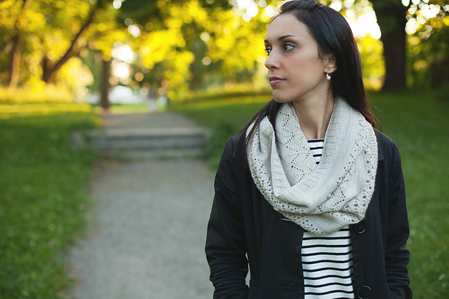 Monochrome Cowl