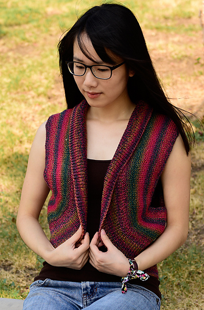 Diagonal Matrix Vest, P-J-022