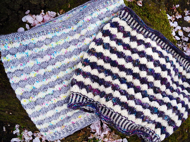 Woolly Bubbles Cowl