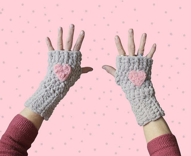 Easy Chunky Fingerless Gloves