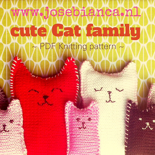 Knitted Cat family/ Gebreide Kattenfamilie