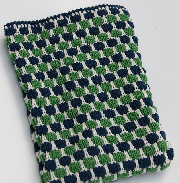 Chunky Polka Dot Blanket