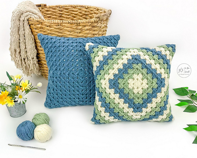 Continuous Granny Square Pillow