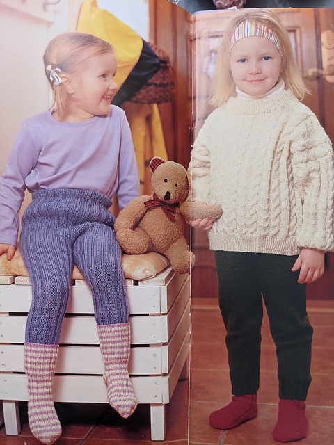 13012 Child's Ribbed Tights