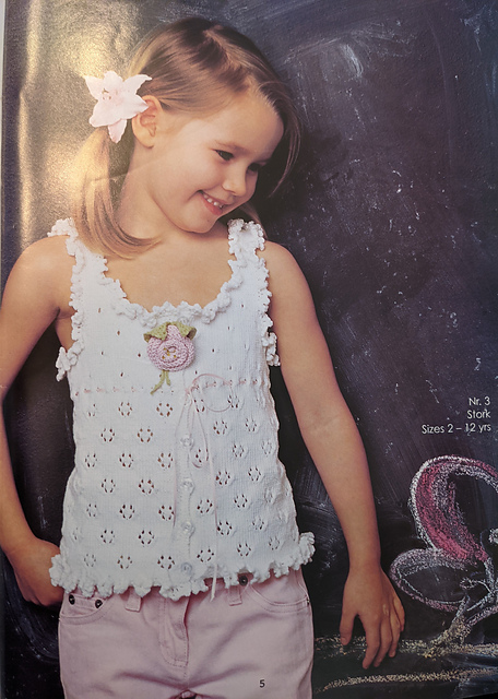15403 Top with Knitted Rose