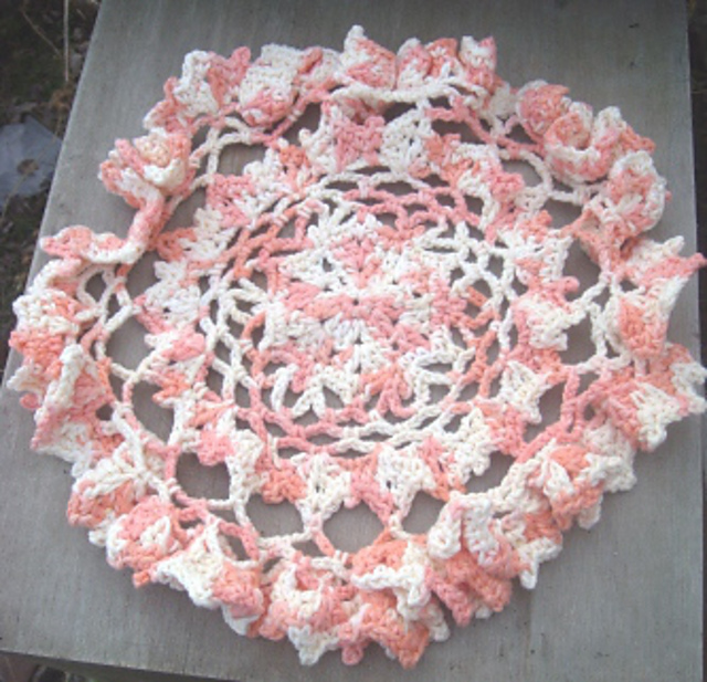 Peaks 'n Picots Doily/Centerpiece