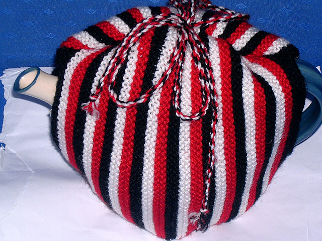 Garter Stitch Stripe or Plain Tea Cosies