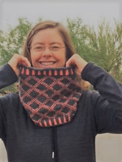 Irish Chain Cowl