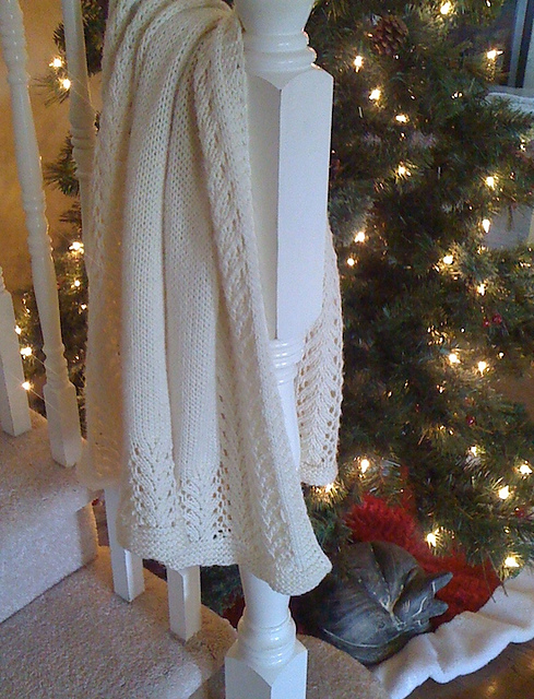 Arcadian Ivy Blanket