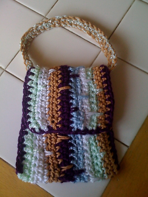 Crayon Purse
