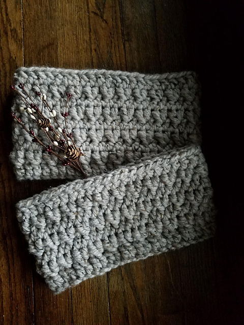 Twisted Sticks Cowl